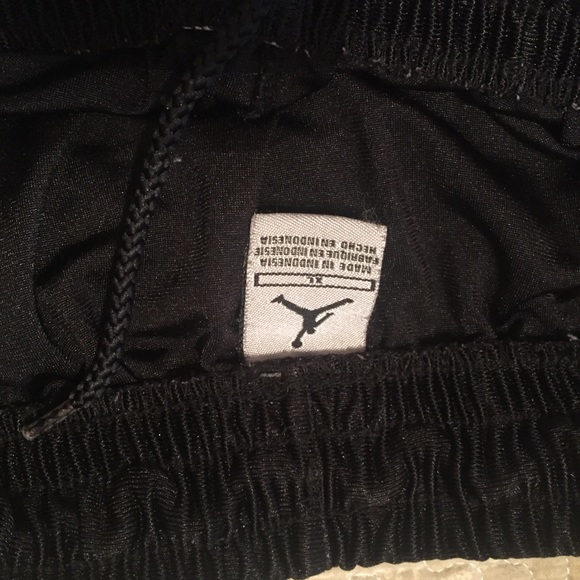 Boys basketball shorts - Picture 4 of 6